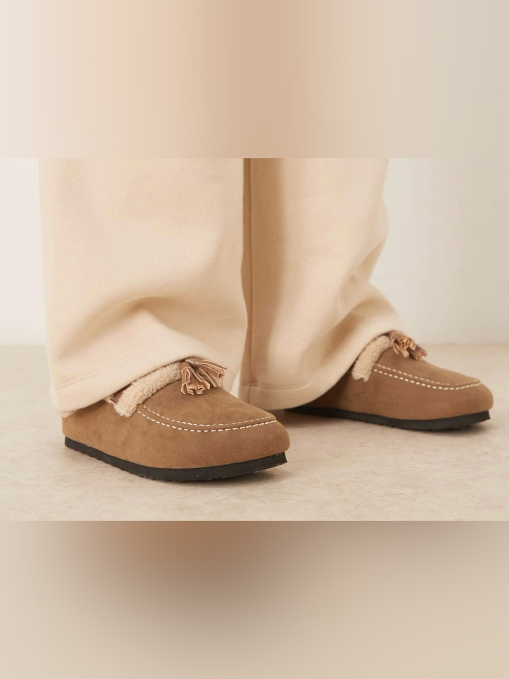 Slippers - Picture 3 of 3